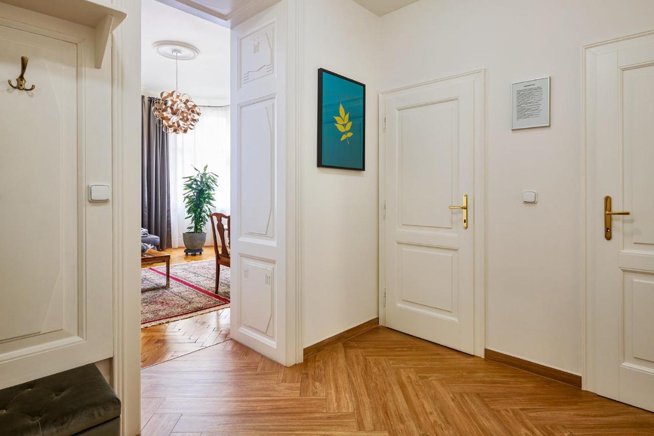 Pragueone Apartment,A/C,Terrace Екстер'єр фото