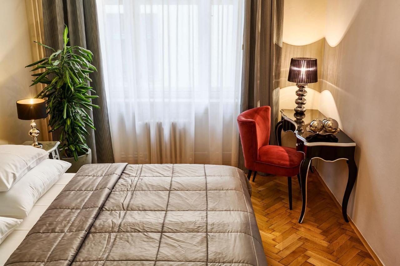 Pragueone Apartment,A/C,Terrace Екстер'єр фото