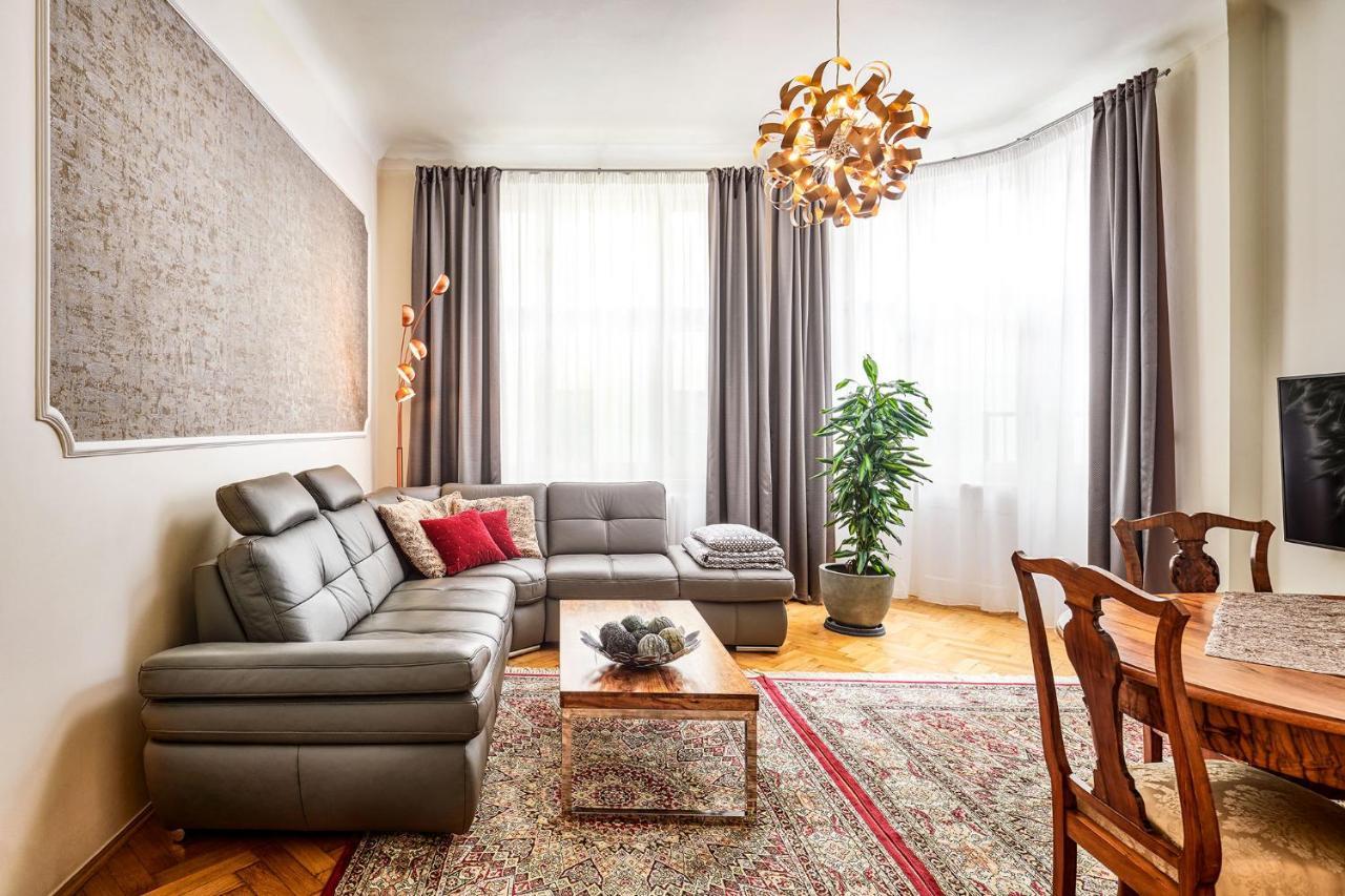 Pragueone Apartment,A/C,Terrace Екстер'єр фото
