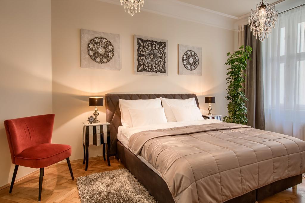 Pragueone Apartment,A/C,Terrace Екстер'єр фото