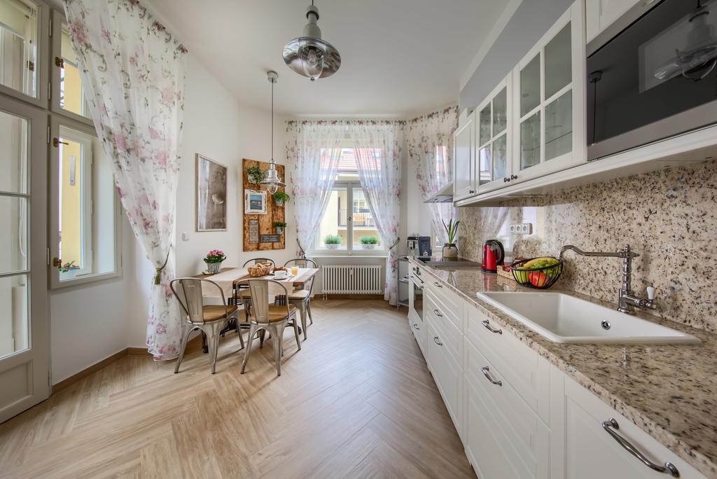 Pragueone Apartment,A/C,Terrace Екстер'єр фото