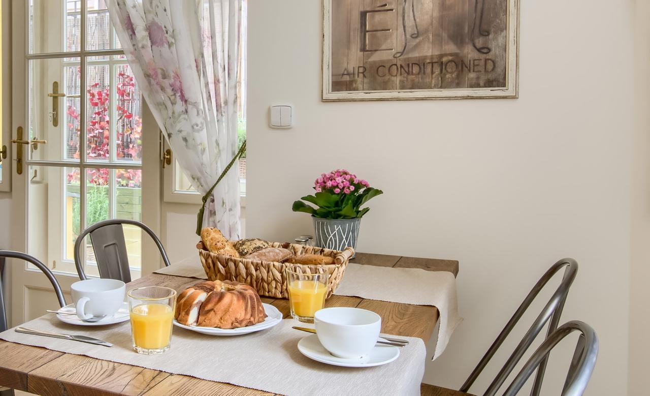 Pragueone Apartment,A/C,Terrace Екстер'єр фото