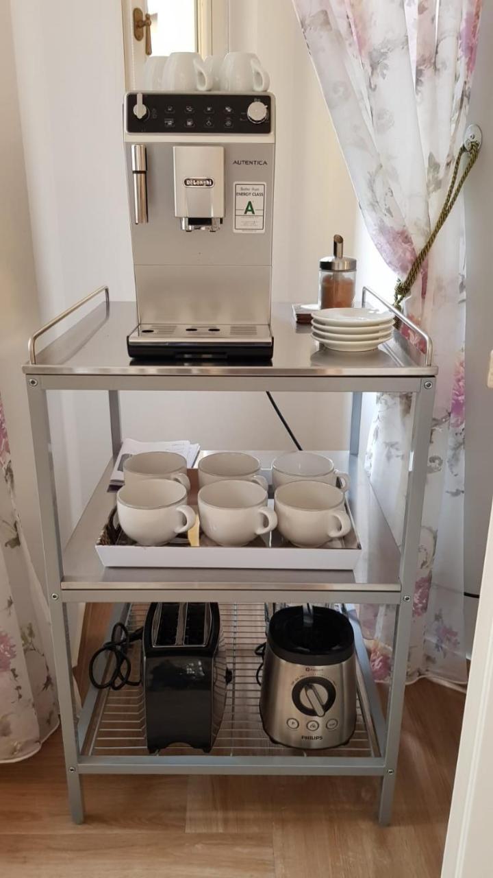 Pragueone Apartment,A/C,Terrace Екстер'єр фото