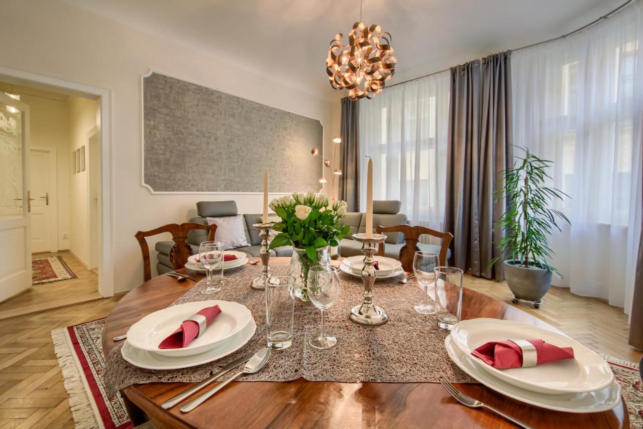 Pragueone Apartment,A/C,Terrace Екстер'єр фото